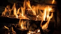 kotel dotace fire-3792951 1280